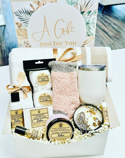 A Birthday Gift for Her| Deluxe 15-Piece Relaxation Spa Gift Box| Christmas Gift| Gift for Mom| Self Care Gift for Women,